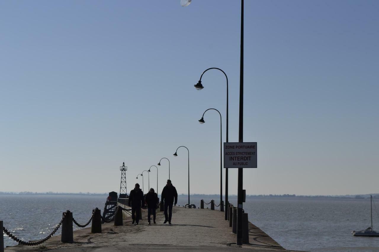 Vue Sur Mer Cancale Esterno foto